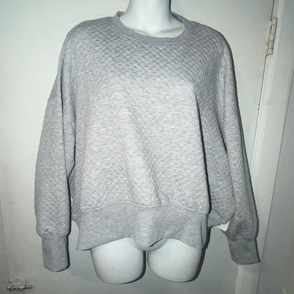 EBB & FLOW Cozy Grey Quilted Relaxed Fit Sweatshirt-M NWT!